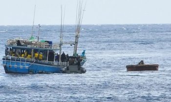 இலங்கையில் தொடரும் நெருக்கடியால் நாட்டைவிட்டு வெளியேறும் மக்கள்!
