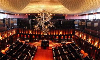 ஆரம்பமானது இரகசிய வாக்கெடுப்பு.