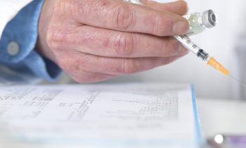 டெங்கு ஒழிப்பு தினமாக இன்று அறிவிக்கப்பட்டுள்ளது.