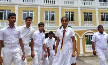 மாணவர்களுக்கு தடுப்பூசிகளை துரிதமாக வழங்க தீர்மானம்.