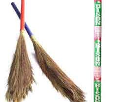 வீட்டில் இருக்கும் குப்பையை பற்றி சாஸ்திரம் என்ன கூறுகிறது தெரியுமா?