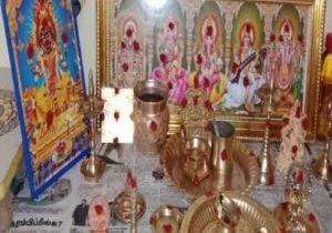 குலதெய்வத்தை வணங்காமல் விட்டுவிட்டால் இவ்வாரண பிரச்சனைகள் மட்டுமே வீடுகளில் தொடர்ந்து நடைபெற்றுக் கொண்டிருக்கும்.