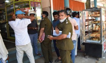 கொழும்பில் பூனை மலத்துடன் உணவு.