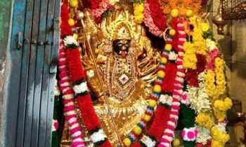 அம்மன் கோவிலுக்கு செல்லும்போது எதிர்பாராமல் இந்த 1 பொருள் உங்கள் கைக்கு வந்தால் நீங்கள் தான் அதிர்ஷ்டசாலி. உங்கள் கஷ்டம் எல்லாம் இனி தீரப் போகிறது என்பதற்கான அறிகுறி இது.