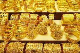 தங்கம் விலை பவுனுக்கு ரூ.200 அதிகரித்தது.