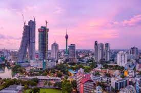 கொழும்பில் விண்ணை முட்டும் விலைகள்.!