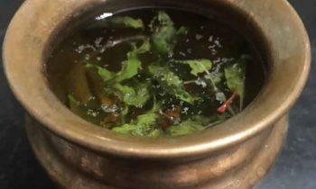 பீடை பிடித்த முகத்தை ஒரு நொடி பொழுதில் பிரகாசமாக மாற்ற இந்த தண்ணீரே போதும்.