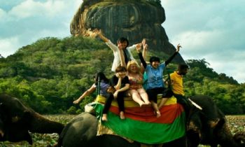 பதினொரு நாட்களில் 10 ஆயிரத்திற்கும் மேற்பட்டோர் வருகை.