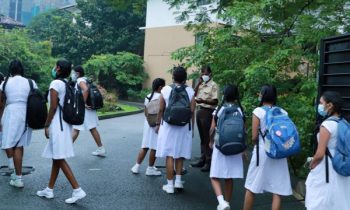 பாடசாலை மாணவிகளுக்கு ஏற்பட்டுள்ள நெருக்கடி நிலை.