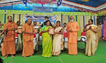 தமிழகத்தில் இந்தியை திணிப்பதாக கூறி அரசியல் செய்கிறார்கள்- கவர்னர் தமிழிசை குற்றச்சாட்டு.