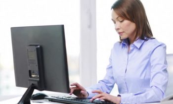 நாட்டை விட்டு வெளியேறும் முக்கியஸ்தர்.