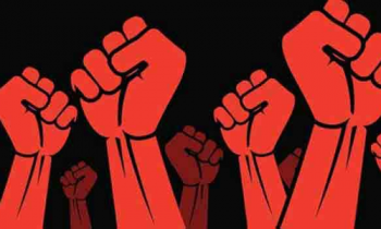 சென்னை அண்ணாசாலை அலுவலகம் முன்பு ஓய்வுபெற்ற மின் ஊழியர்கள் அரைநிர்வாண போராட்டம்.