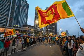 எதிர் கட்சியின் தலைமையில் மீண்டுமோர் புரட்சி.