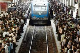 தொடருந்து பயணிகளுக்கு விசேட அறிவிப்பொன்று விடுக்கப்பட்டிருந்தது.