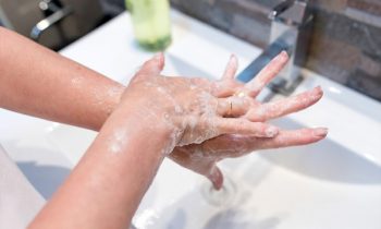 குரங்கு அம்மையை தடுப்பதற்கான முறை.